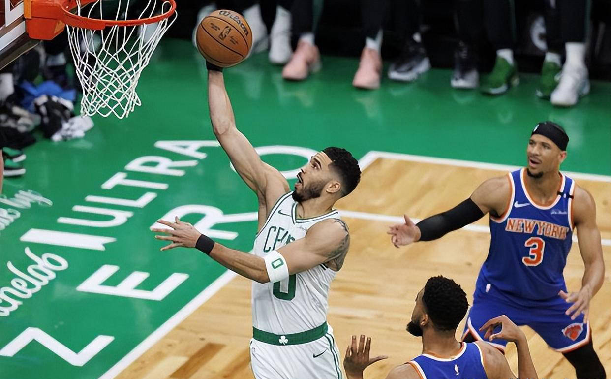 爱游戏在线-关于凯尔特人逆袭成功，击败强大对手赢得胜利的信息