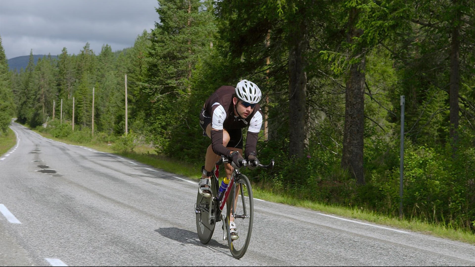 梅西完成自我救赎,韩国生死战取胜亚特兰大,足球之夜的双重启示