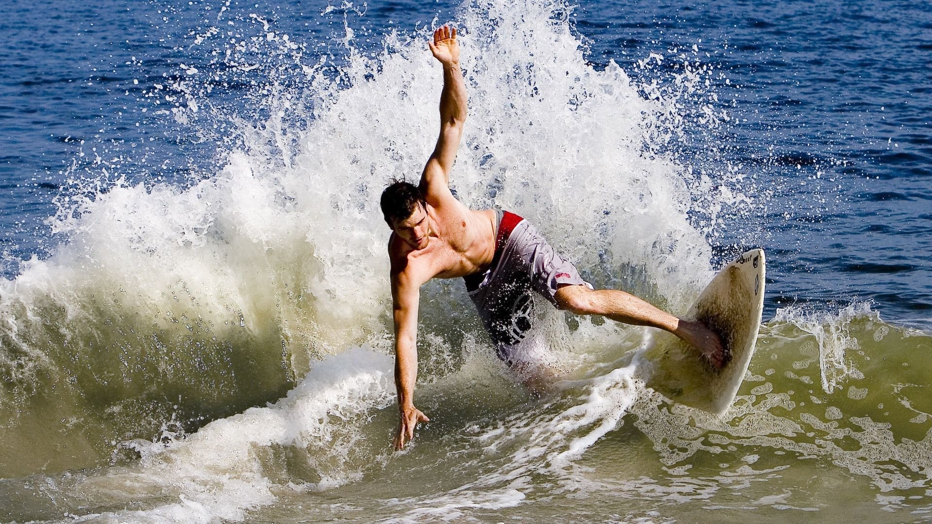 从冰封到沸腾，小贾伦的自我救赎之战