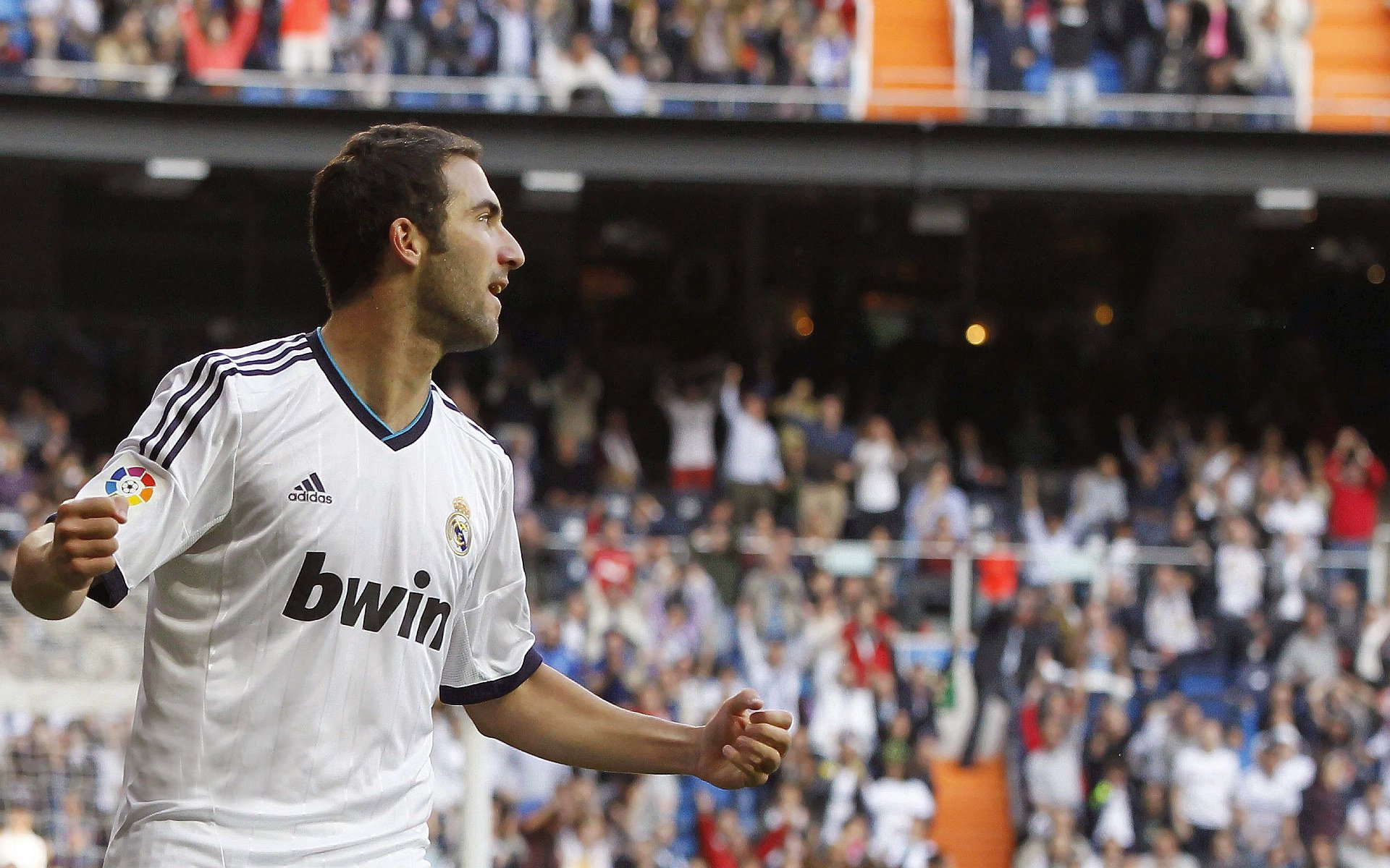 冰与火的对决，当冰岛提前终结悬念，本泽马在抢七之夜接管战场